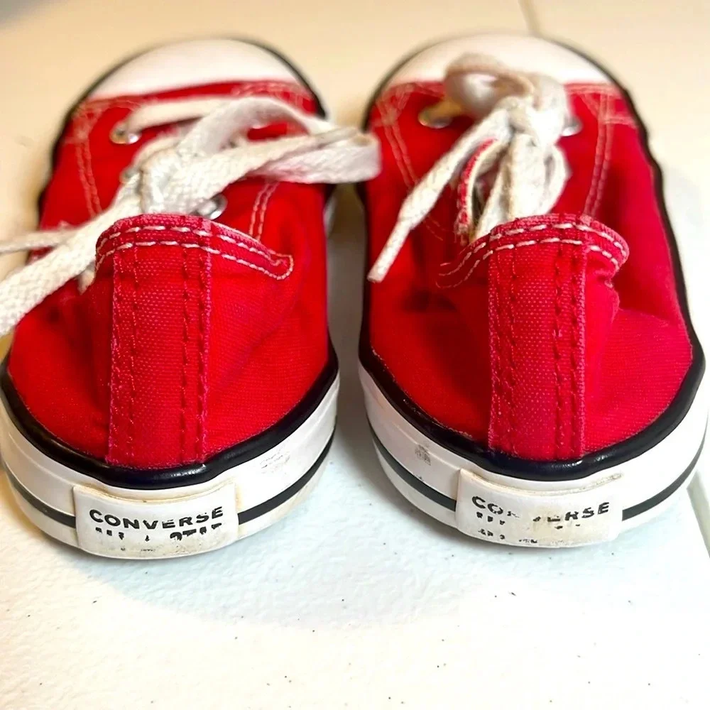 Converse Little Kids Chuck Taylor All Star Classic Low Top Shoe Sneaker Size 10